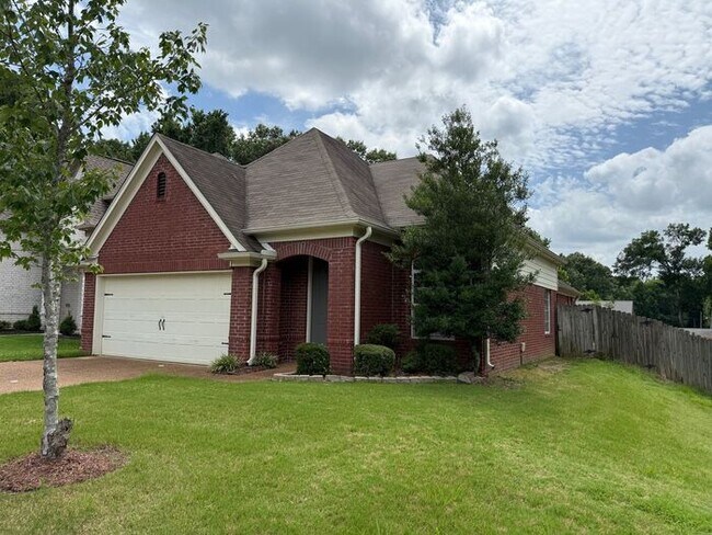 Building Photo - Gated Community - 3 Bedroom 2 Bathroom Cordova Rental Home