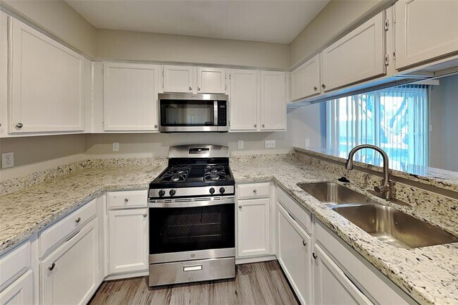 Foto del edificio - 10606 Saddlehorn Trail