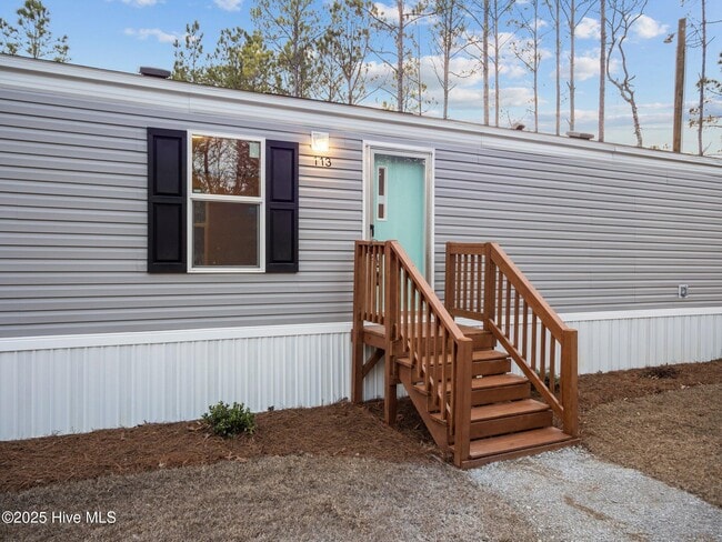 Building Photo - 113 Trott Ln
