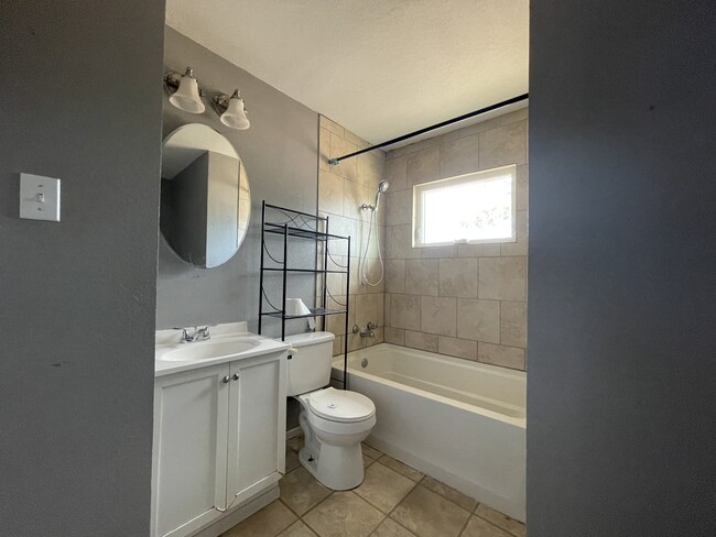 Building Photo - 3734 Avenue V