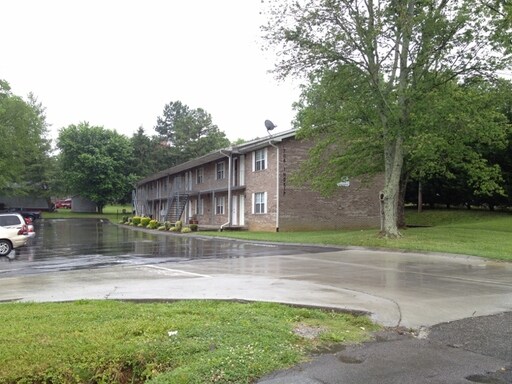 Primary Photo - 706 E Inskip Dr