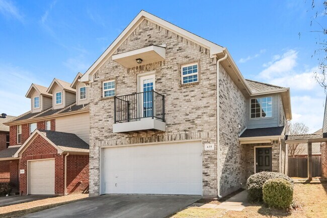 Foto del edificio - 635 Fleming St