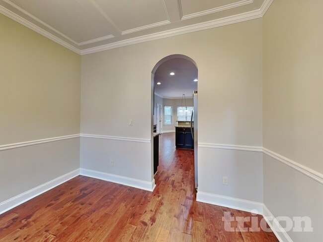 Building Photo - 3725 Warwick Way