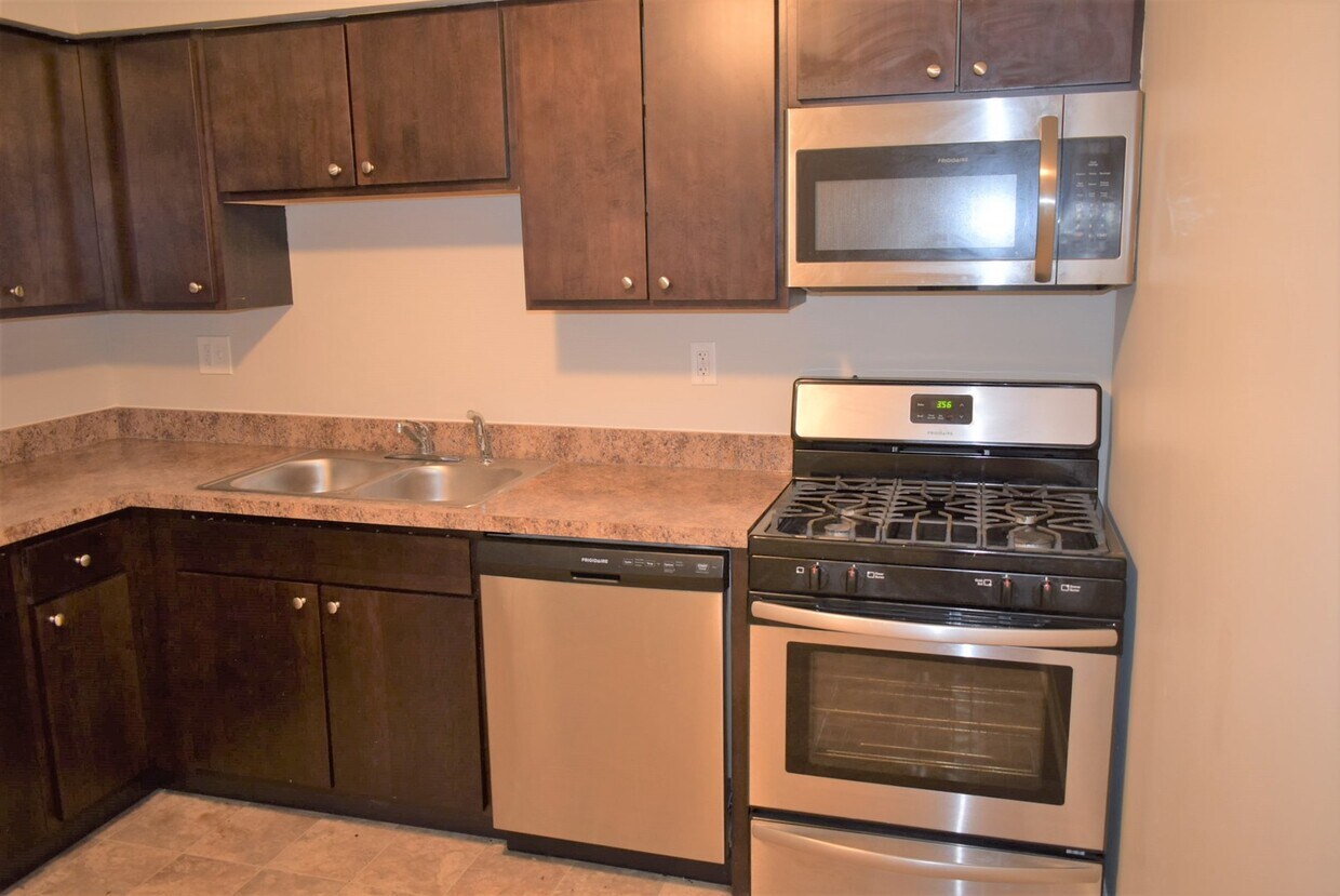 31 Washington Blvd Unit 105 31 Washington Blvd Unit 105