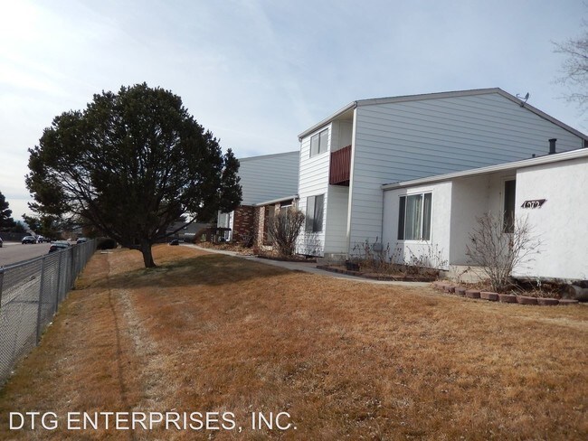 Foto del edificio - 2 br, 1.5 bath House - 1270 Cree Drive