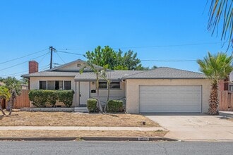 Building Photo - 1231 Evilo St