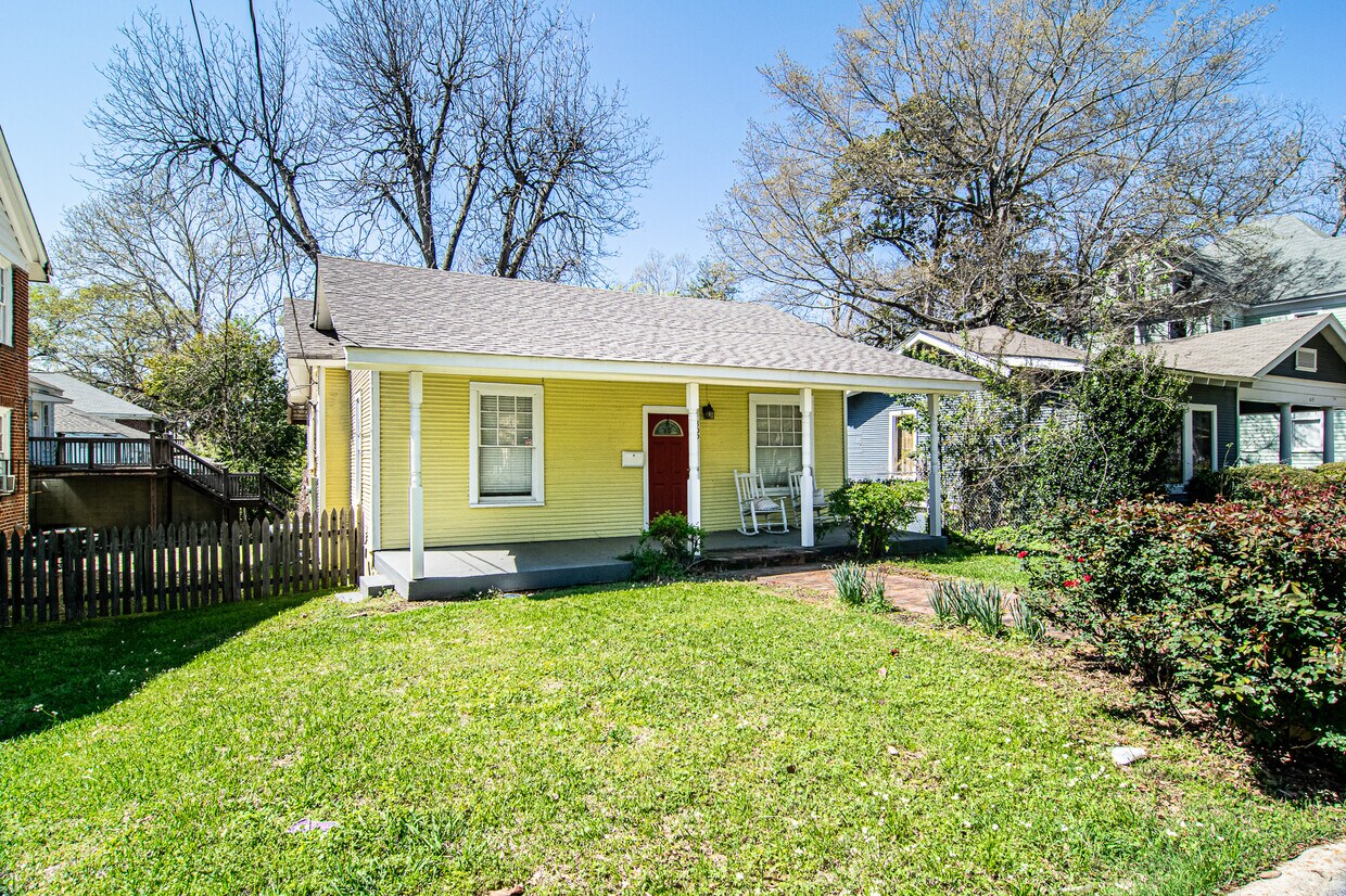 Foto principal - 809 N Congress St