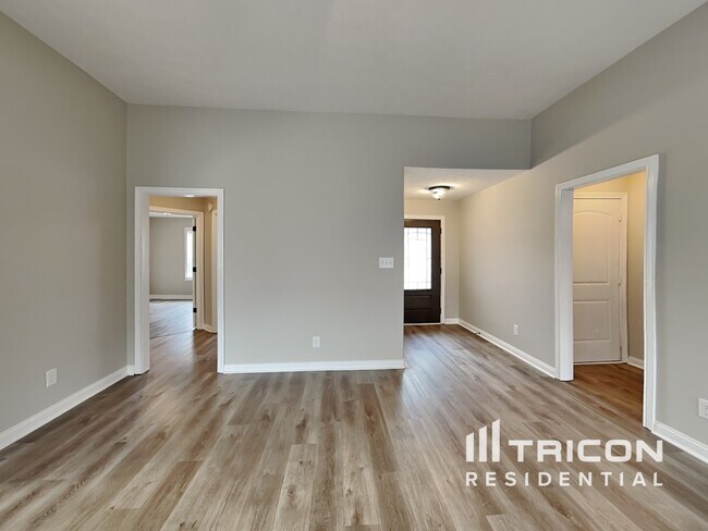 Foto del edificio - 2448 Andersonville Dr