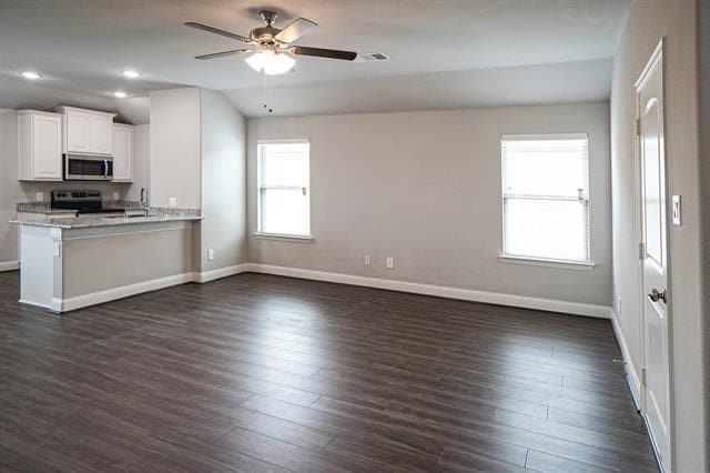 Building Photo - 1420 Brindle Dr