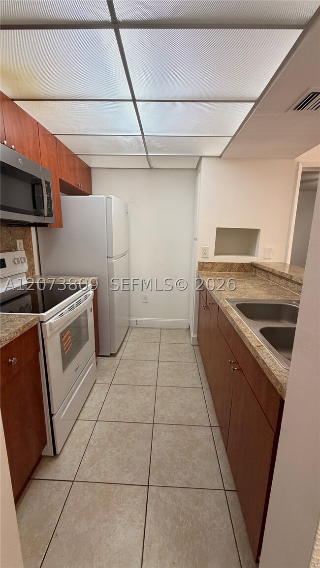 Building Photo - 7075 NW 186th St