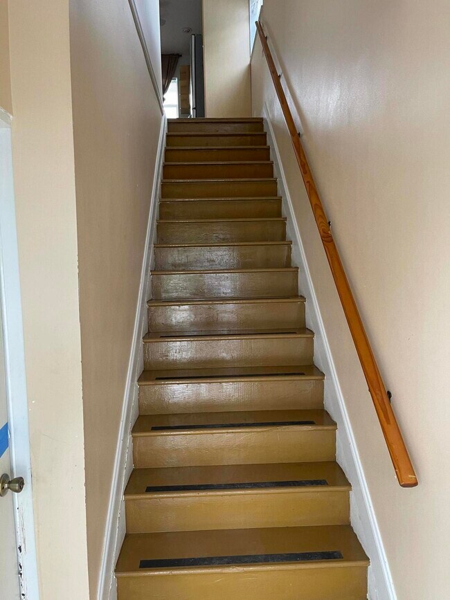 Building Photo - 801 Cinnamon Rd