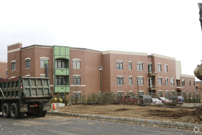 Construction Photo - Madison Place