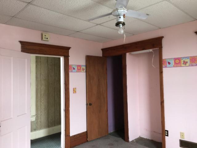Building Photo - 3001 Bath Ave