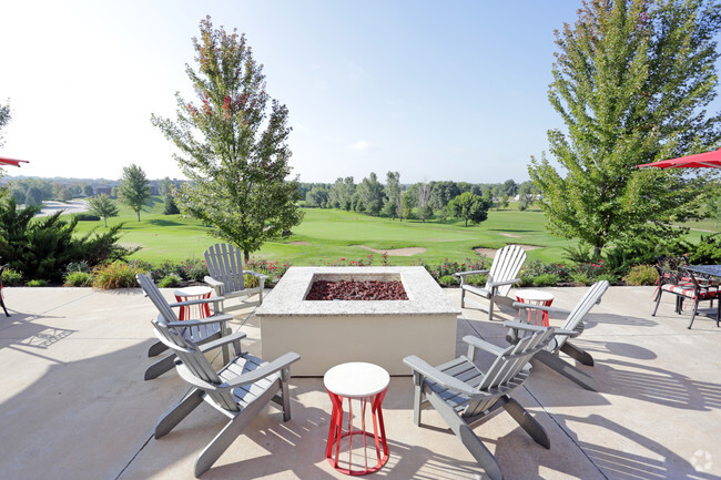 Casa club con patio - Fairways at Lincoln