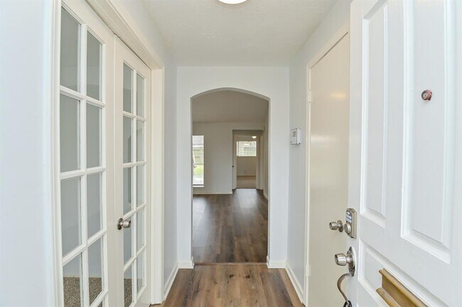 Foto del edificio - 11819 S Perry Ave