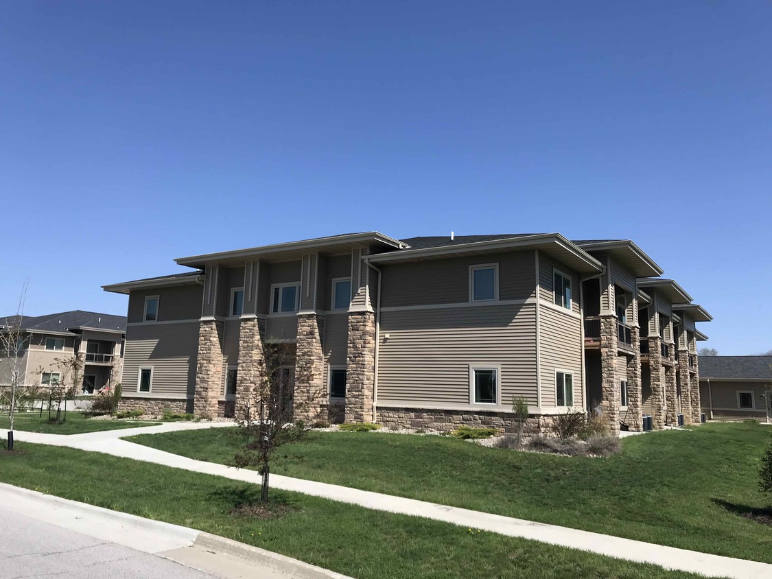 Bobcat Drive - 2810 Bobcat Dr