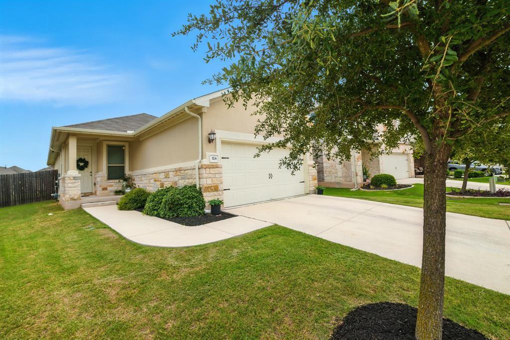 Primary Photo - 324 Mountain Valley St