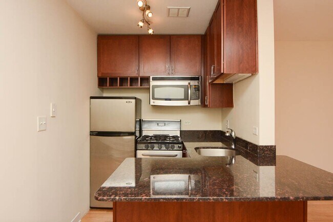 Foto del edificio - 622 W Wrightwood Ave