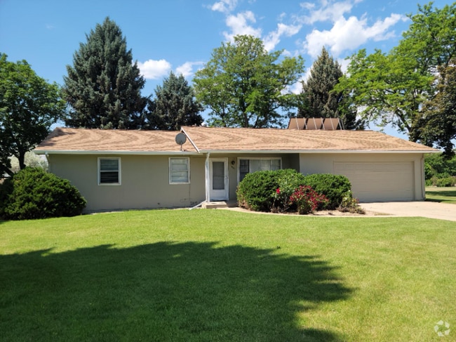 Building Photo - 1341 E Horsetooth Rd