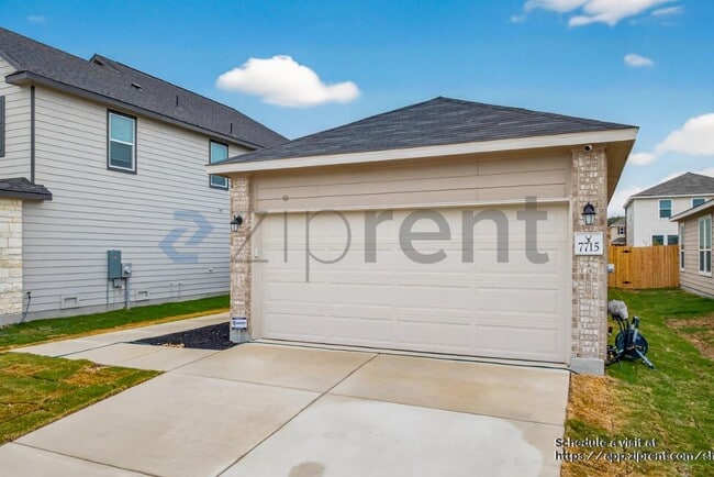 Foto del edificio - 7715 Canyon Wren Pk