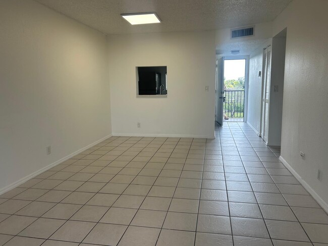 Building Photo - 7860 NW 50th St