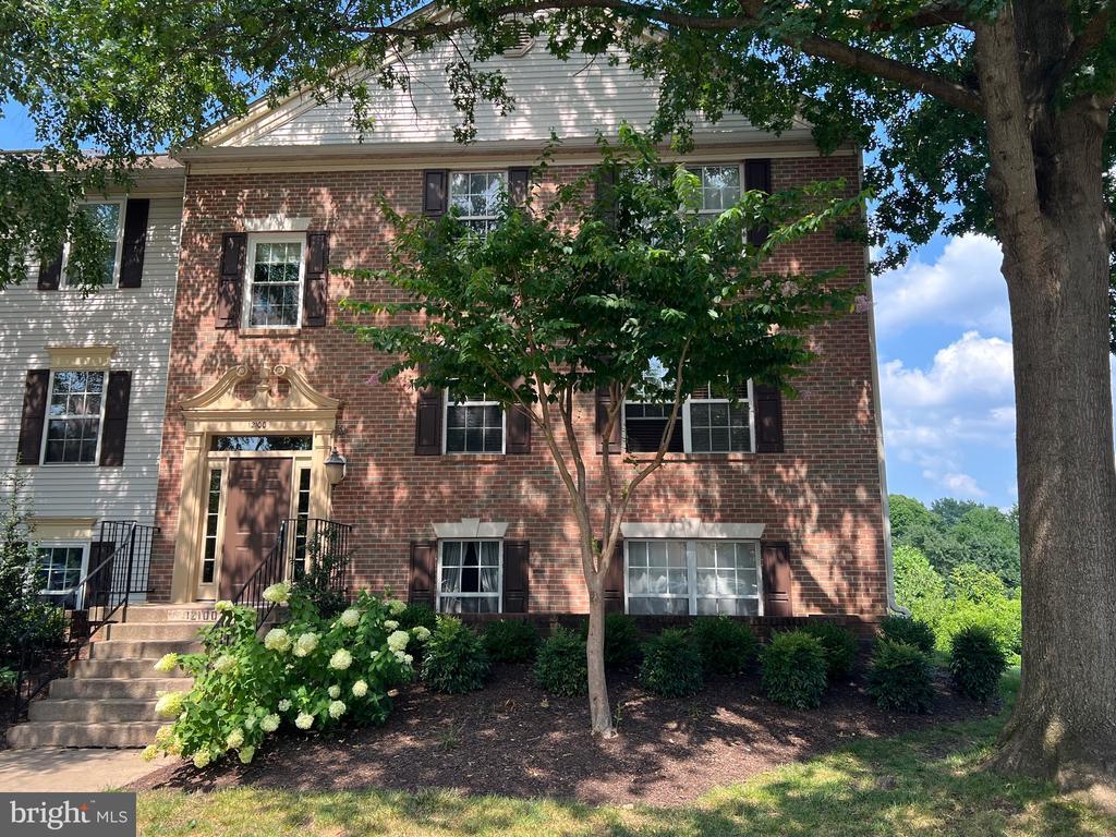 Foto principal - 12100 Greenway Ct