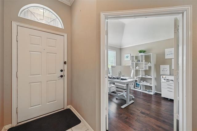 Building Photo - 12315 Red Hawk Dr