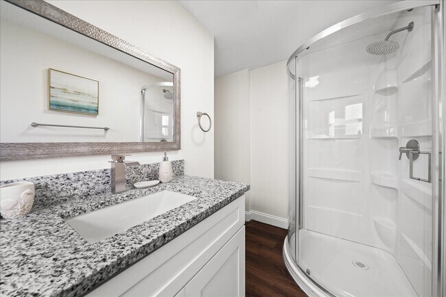 Segundo baño - 1610 Glen Haven Dr