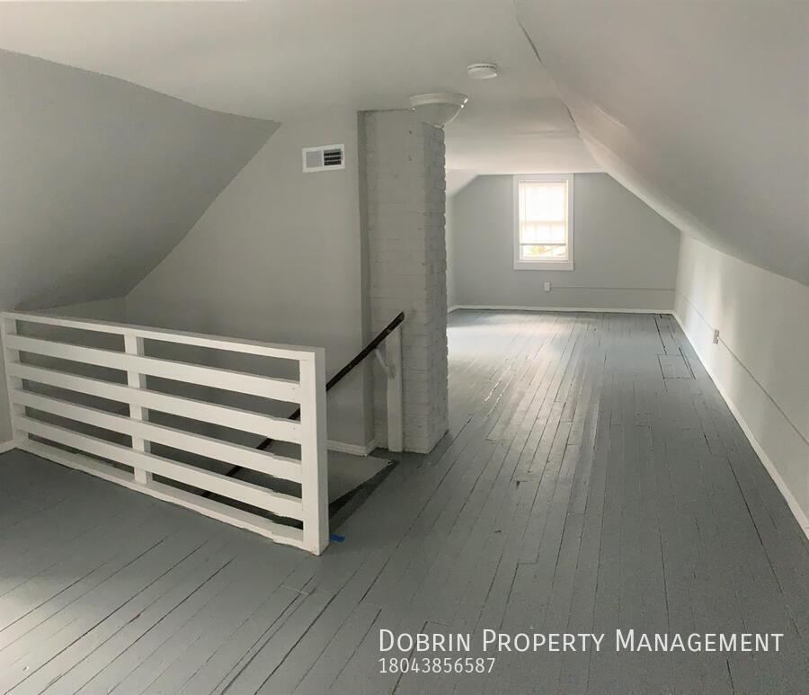 Foto del edificio - 2309 Warwick Ave