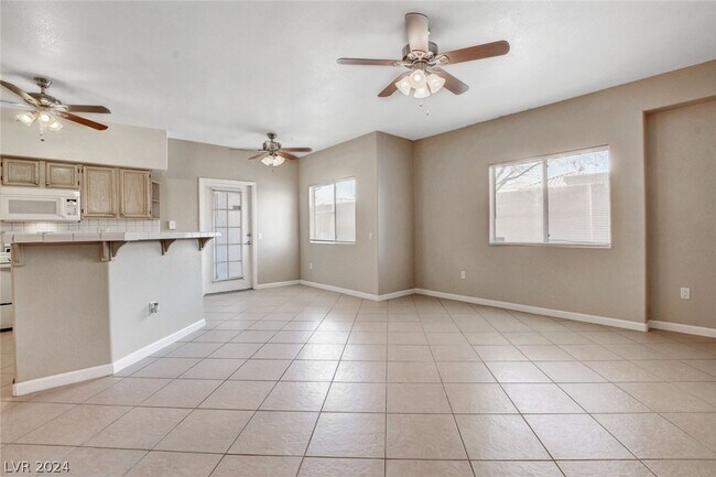 Foto del edificio - 5225 W Reno Ave
