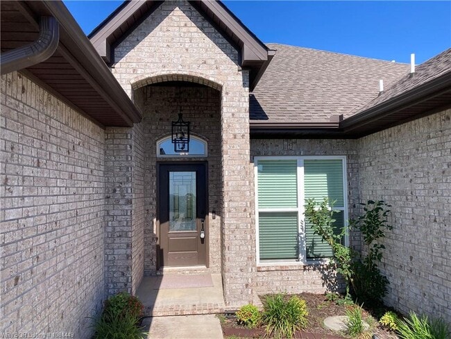 Building Photo - 8000 Jepsen Dr