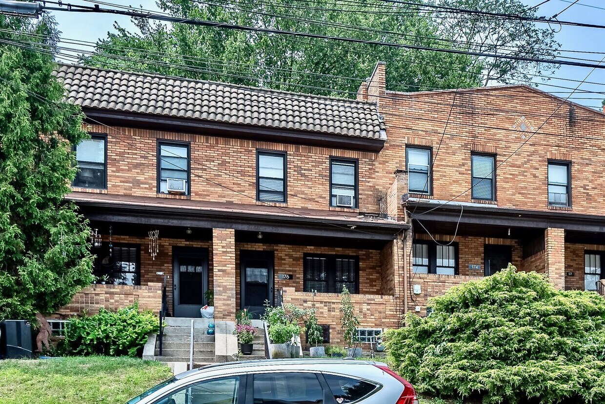 *** Mt. Washington Two Bedroom Duplex for Rent * Large Yard * Private Patio * Fully Renovated * W... - *** Mt. Washington Two Bedroom Duplex for Rent * Large Yard * Private Patio * Fully Renovated * W...