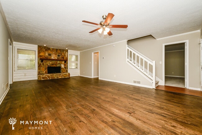 Building Photo - 245 Devilla Ct