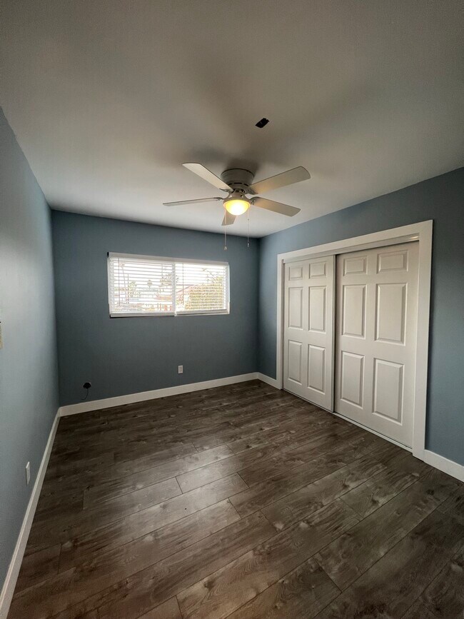 Foto del edificio - 5181 W Jefferson Blvd