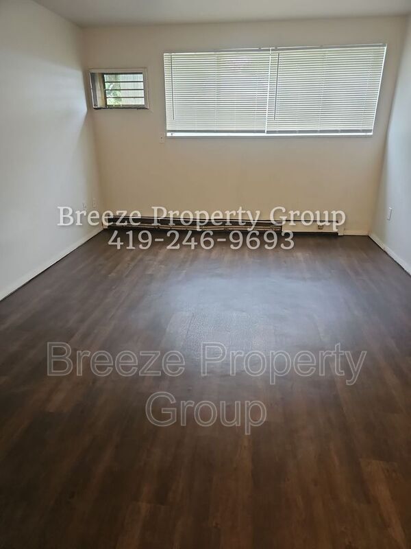 Building Photo - 1205 Moran Ave