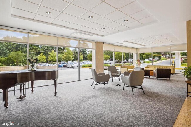 Foto del edificio - 10500 Rockville Pike