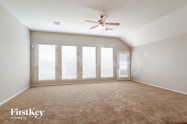 Building Photo - 2703 Facet Creek Dr