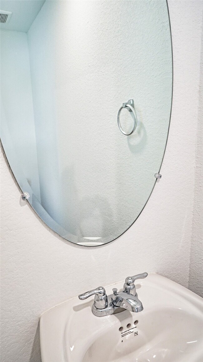 Foto del edificio - 3358 Avary River Ln