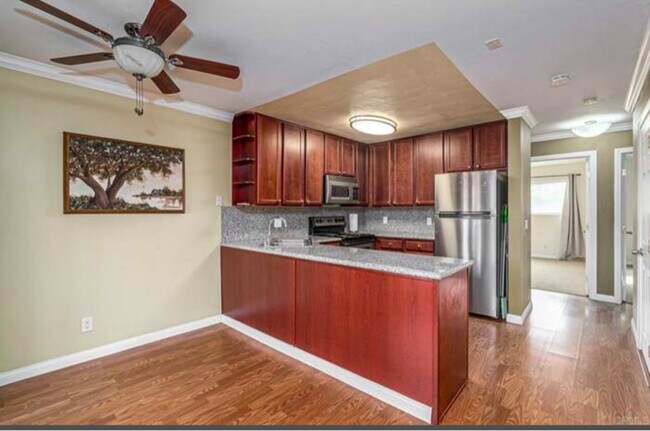 Foto del edificio - 1280 W Main St