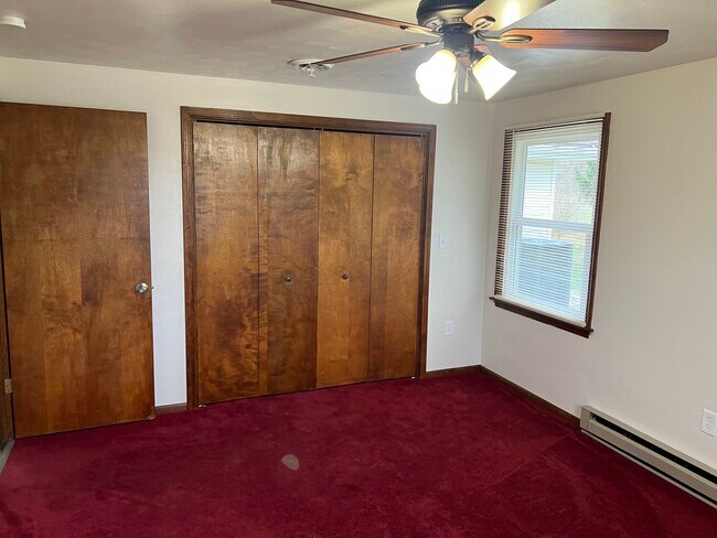 Dormitorio 1 - 49980 N Park Cir