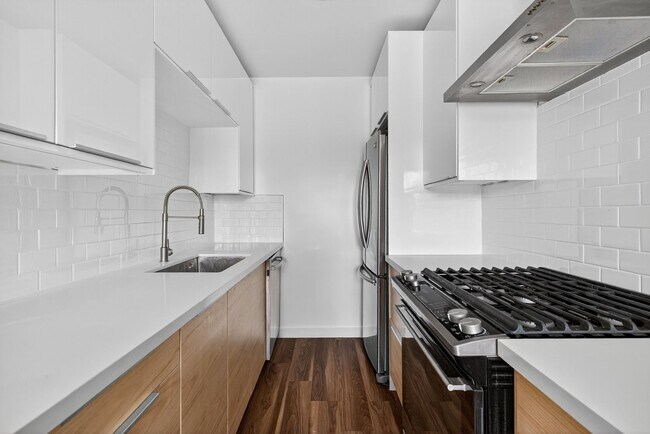 Foto del edificio - 4308 E 4th St