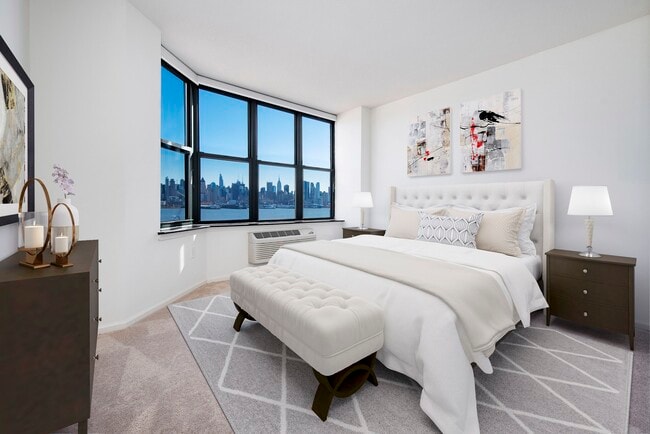 Interior Photo - Riverbend at Port Imperial