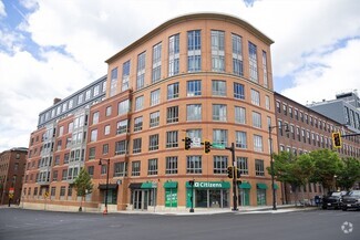 Building Photo - 20 Second St