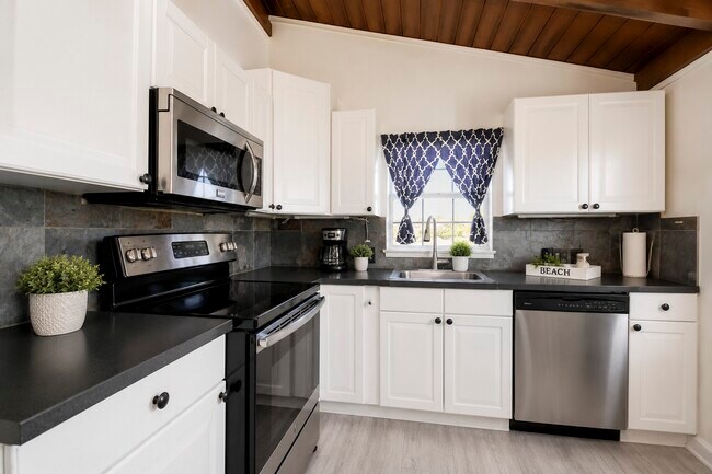Foto del edificio - 7120 E Hunter Dr