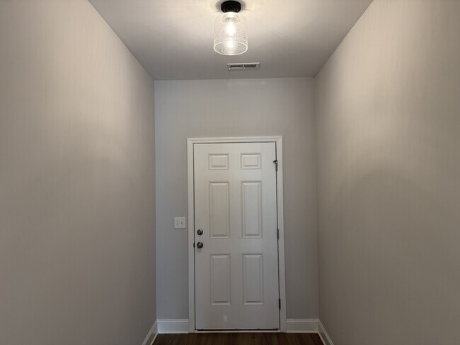 Building Photo - 16688 Demi Dr