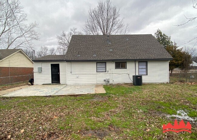 Foto del edificio - 1703 Scottwood St