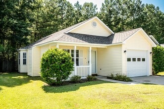 Building Photo - 212 Forest Park Dr