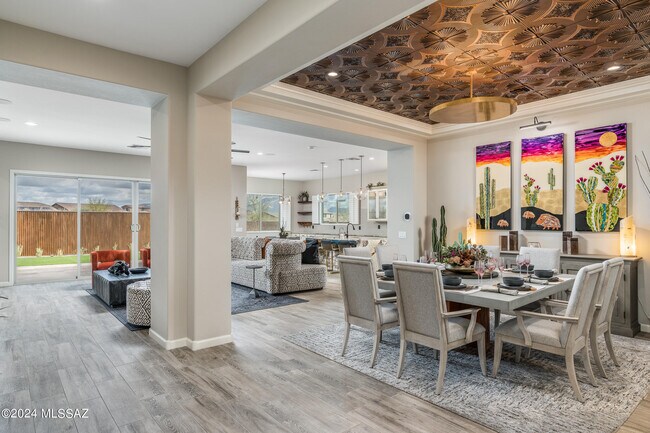 Foto del edificio - 11810 N Silverwood Dr