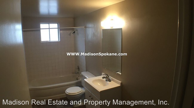 Foto del edificio - 7723 W Sunset Hwy