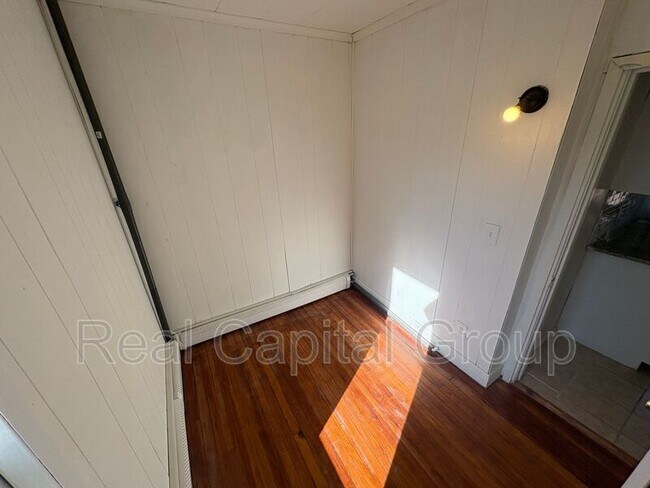 Foto del edificio - 1210 1st Ave